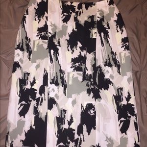 Hugo Boss Patterned Pencil Skirt